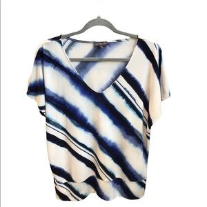 The limited blue white pattern work blouse